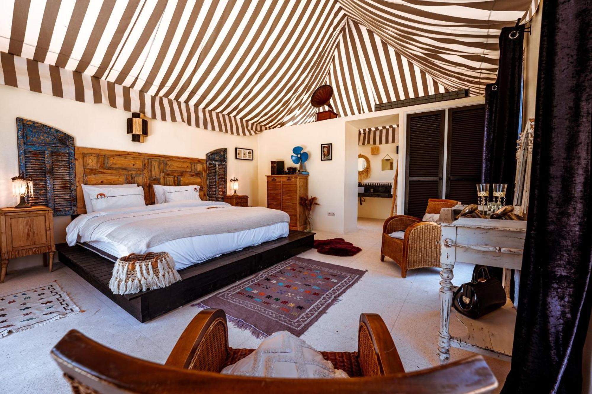 Hotel Ali Baba Infinity As-Suwajra Zewnętrze zdjęcie
